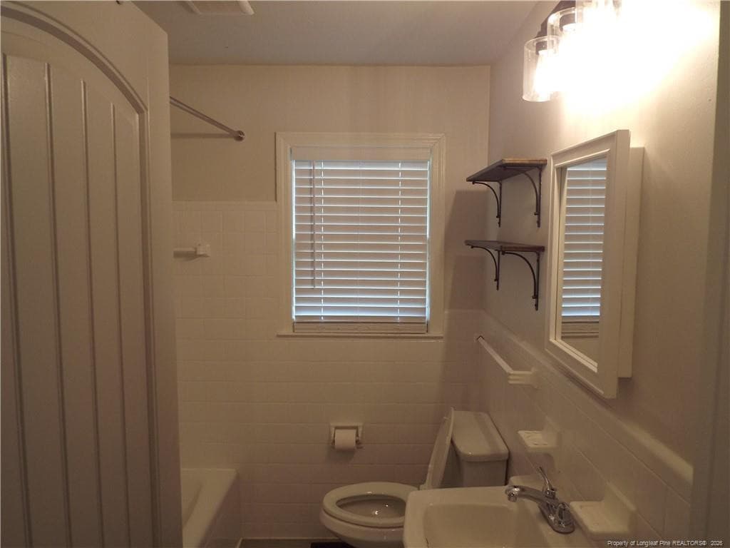 Photo 16 - 5101 N Sumac Circle, Fayetteville, NC 28304, Fayetteville