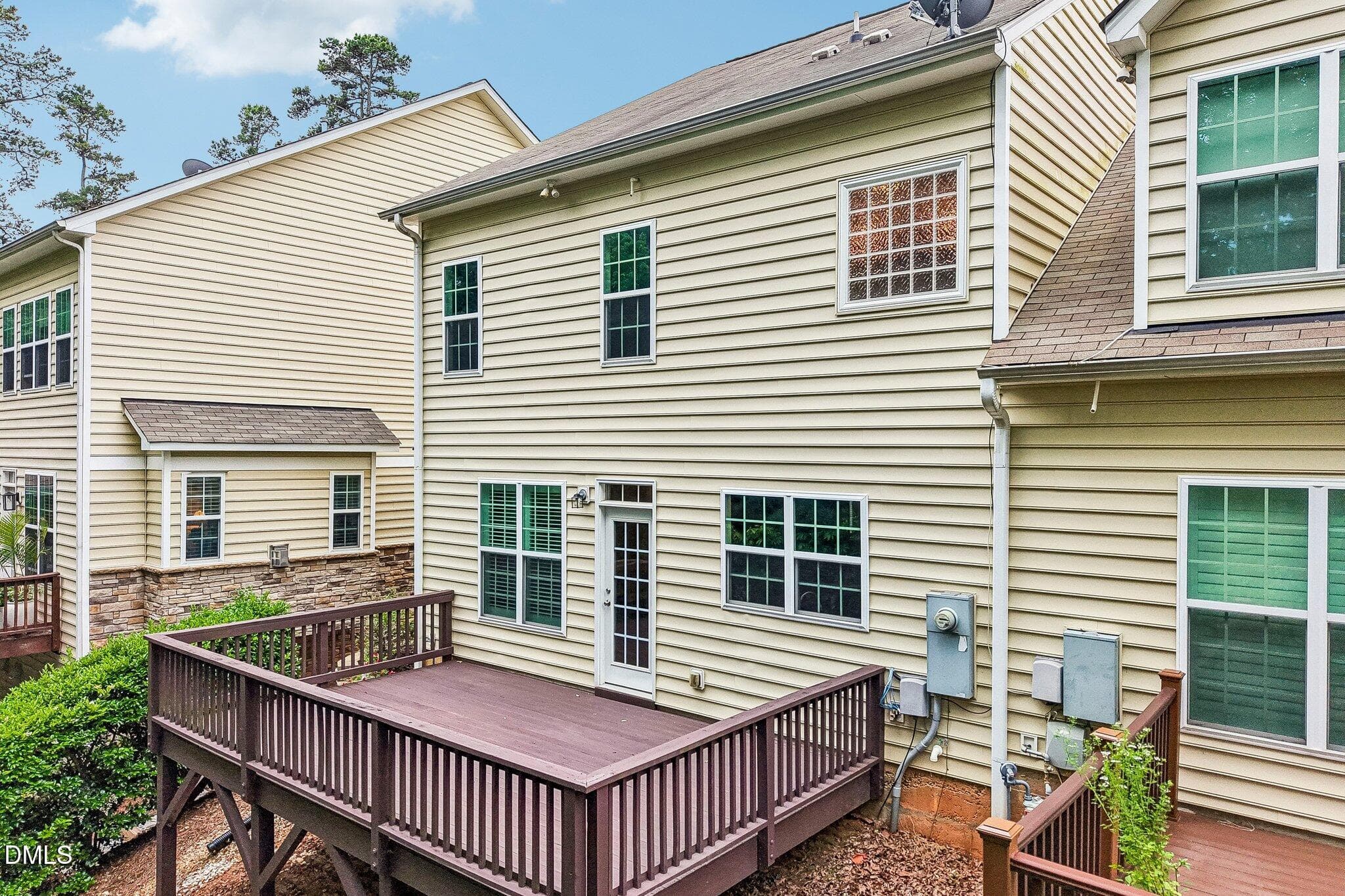 45-web-or-mls-8000 Upper Lake Dr-S1205-0 - 8000 Upper Lake Drive, Raleigh, NC 27615, Raleigh