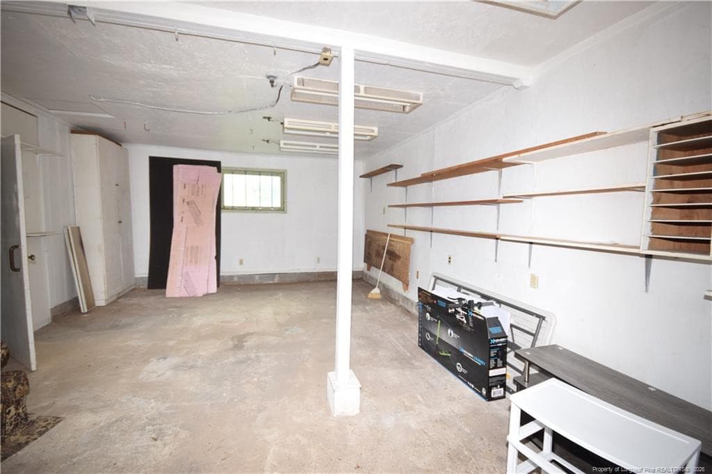 stock photo - 108 S Sixth Street, Spring Lake, NC 28390
