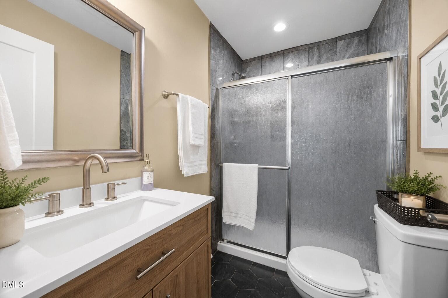 Full Bathroom - 6901 Baywood Drive, Raleigh, NC 27613, Raleigh