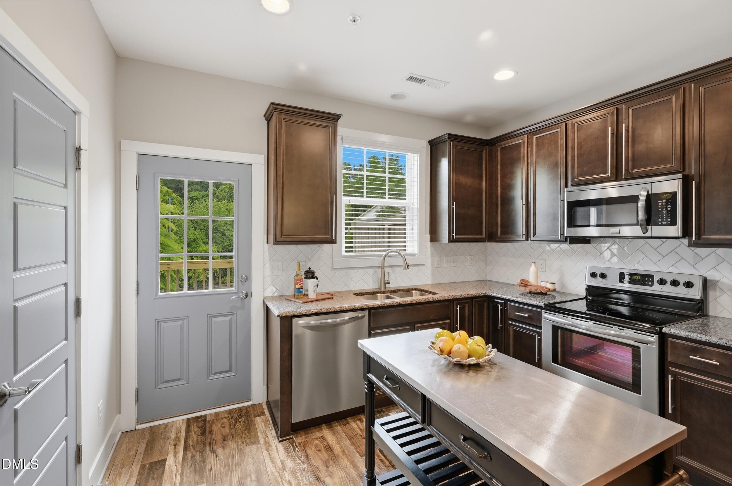 047 - 2801 Wilshire Hill Drive 105, Raleigh, NC 27604, Raleigh