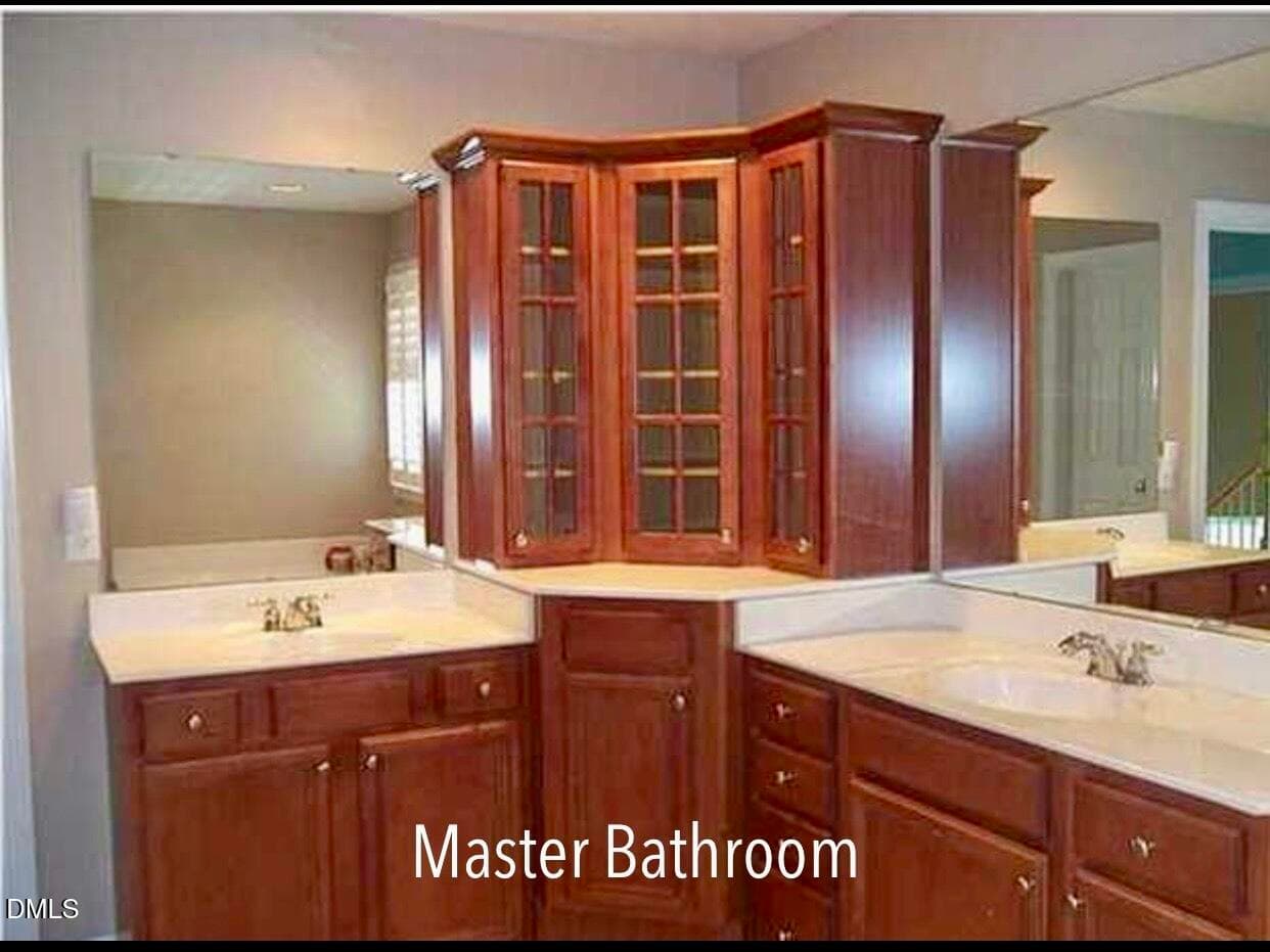 Master bathroom 1 - 12400 Village Gate Way, Raleigh, NC 27614, Raleigh