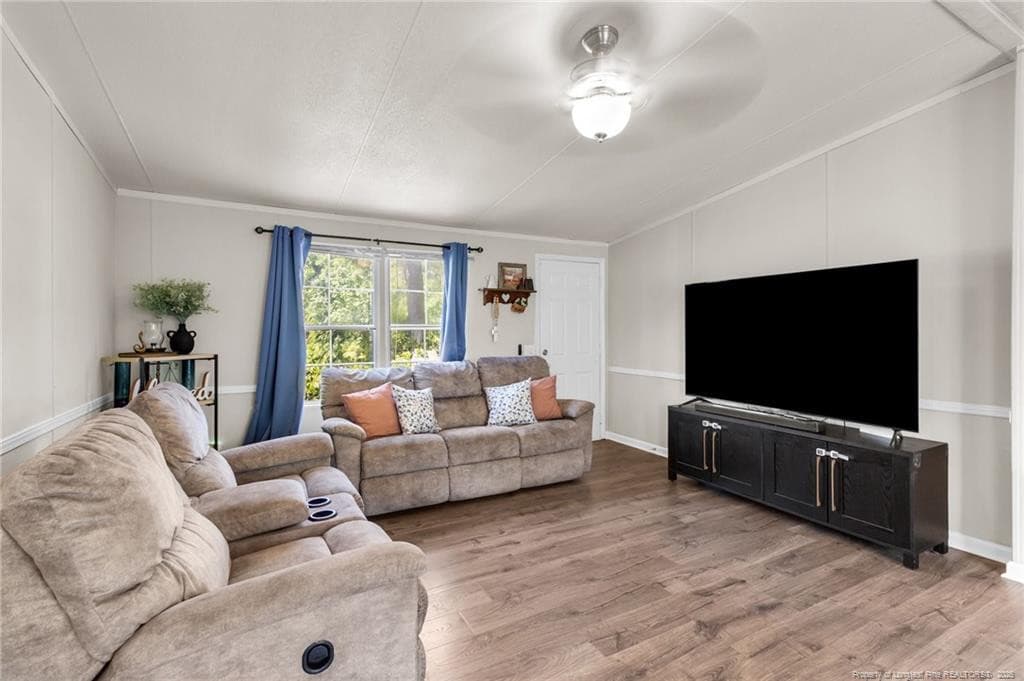 Photo 4 - 93 Castle Wood, Sanford, NC 27332, Sanford