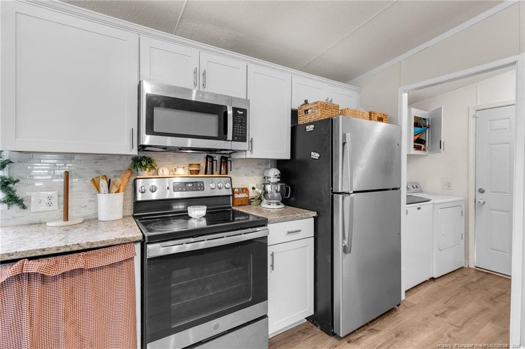 Photo 8 - 93 Castle Wood, Sanford, NC 27332, Sanford
