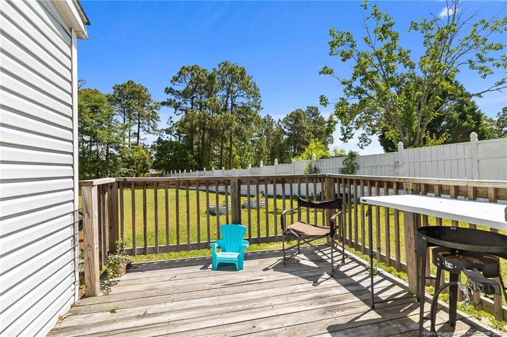 Photo 20 - 93 Castle Wood, Sanford, NC 27332, Sanford