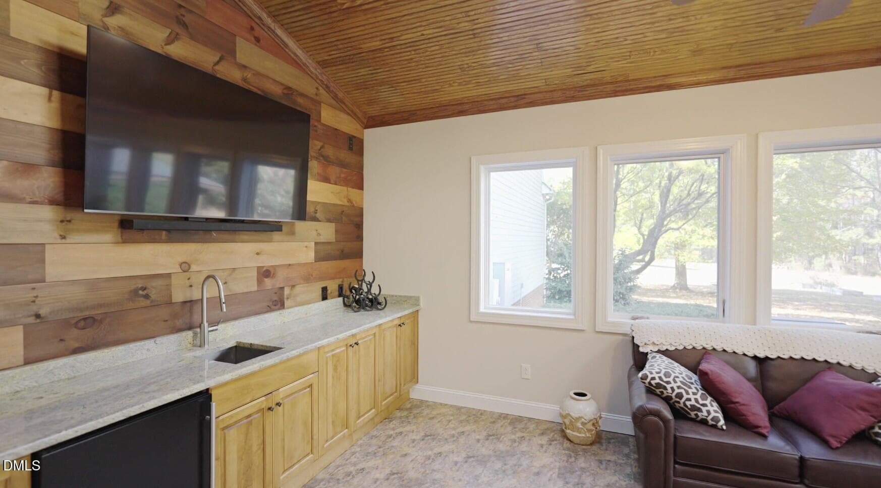 Sunroom - 220 Jordan Narron Road, Selma, NC 27576