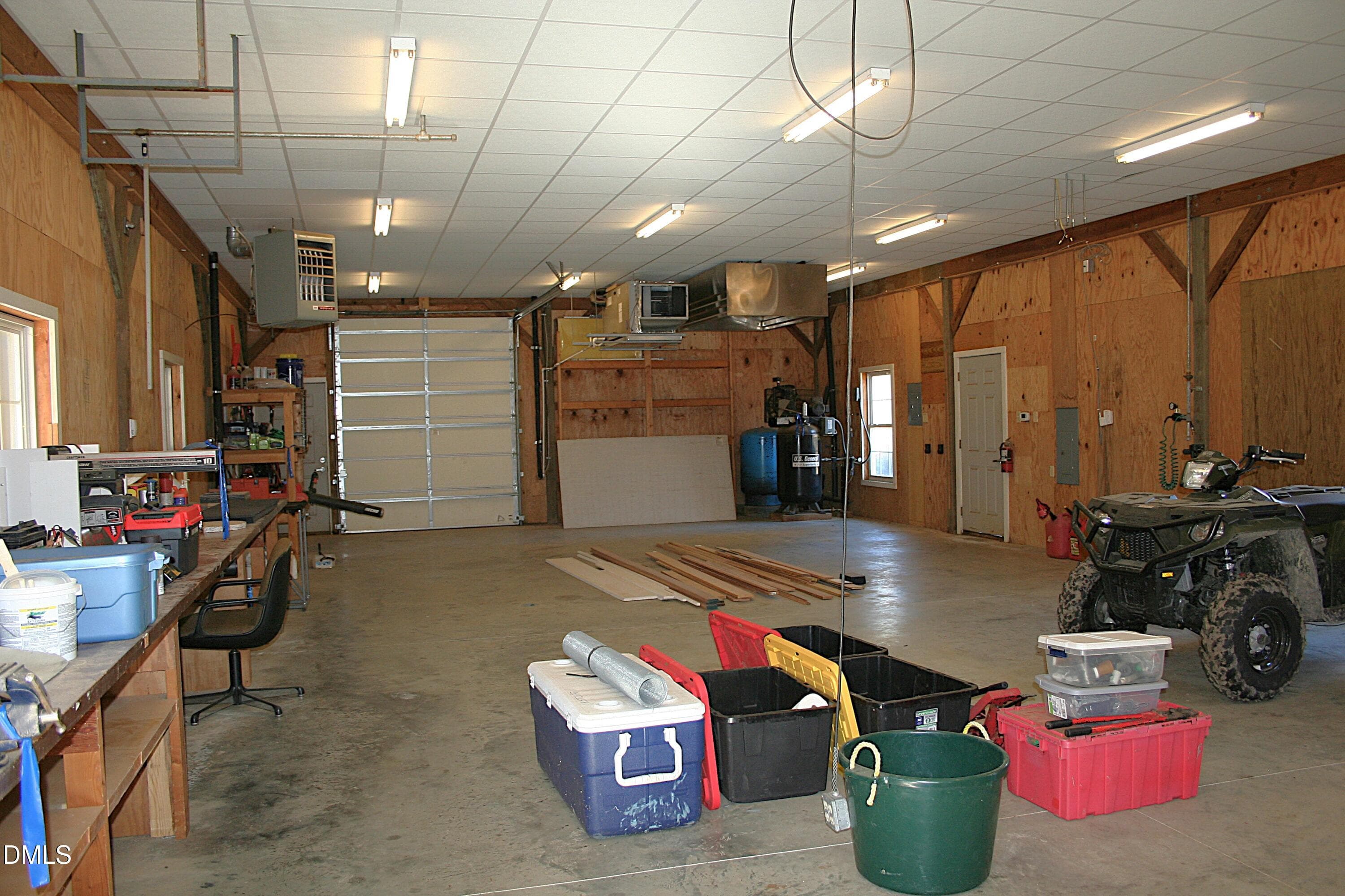 Shop - 220 Jordan Narron Road, Selma, NC 27576