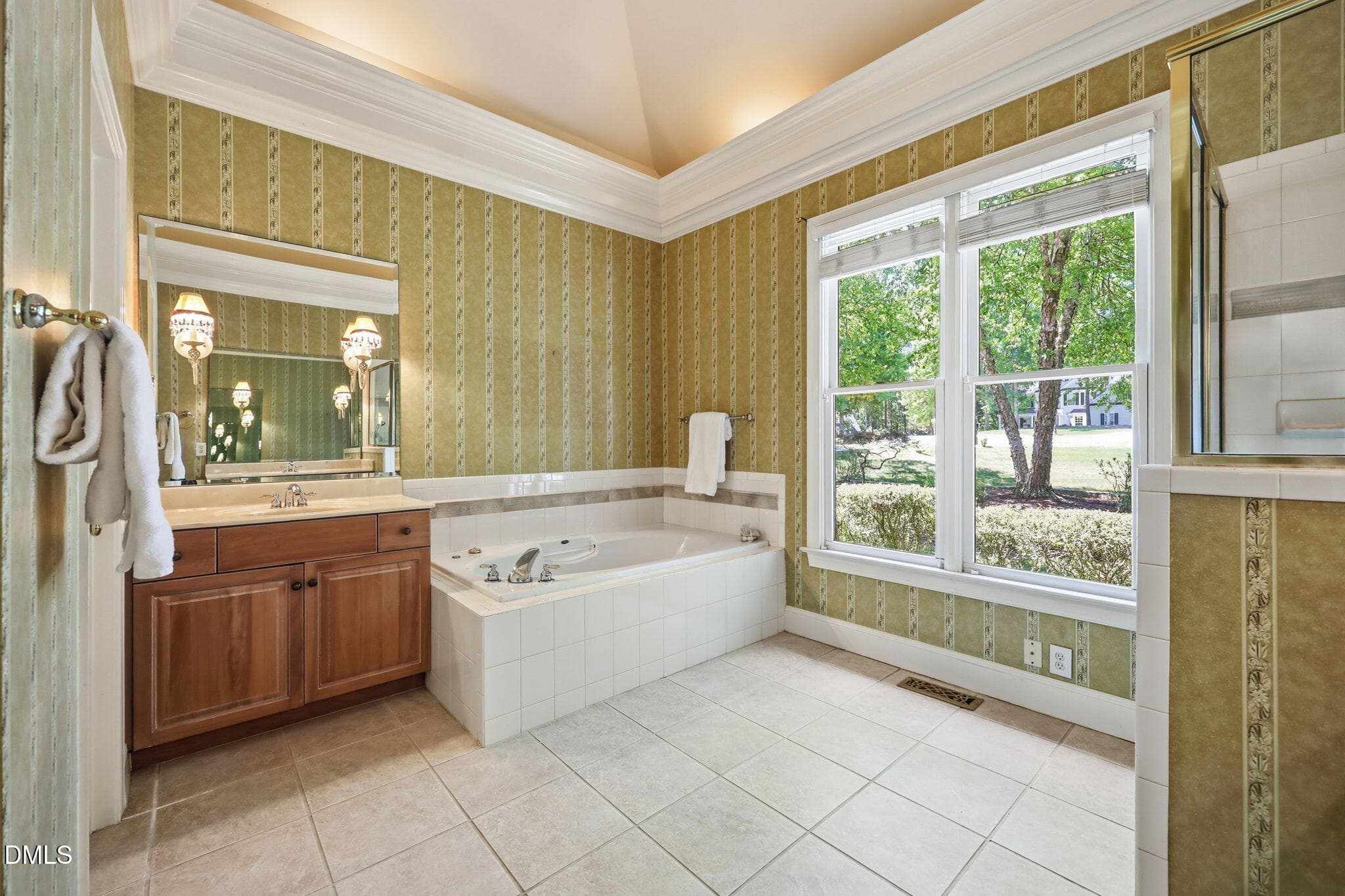 25-web-or-mls-IMG_0575-edit - 1017 Old Meetinghouse Way, Raleigh, NC 27615, Raleigh