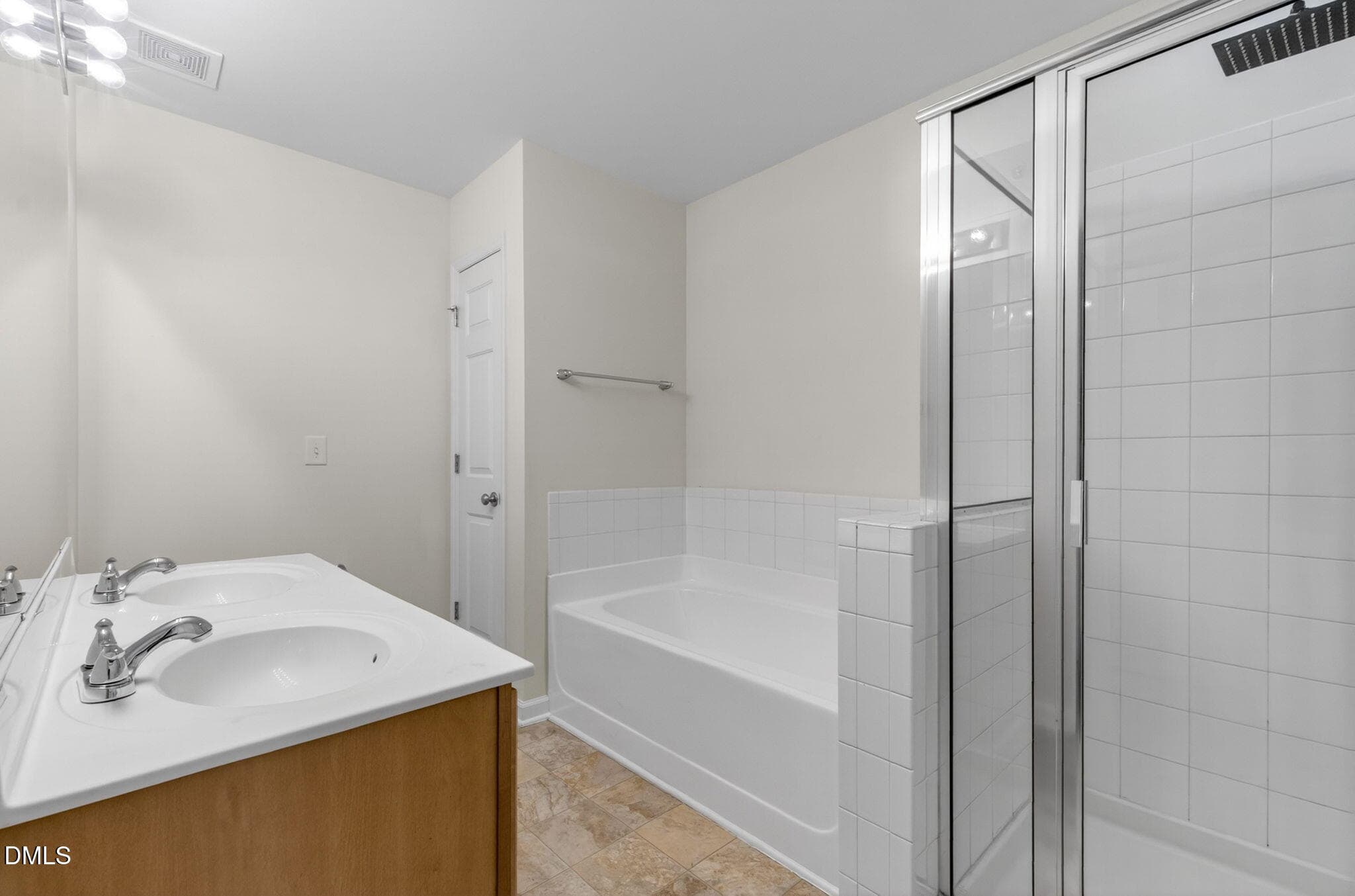 master bath - 11101 Gwynn Oaks Drive 103, Raleigh, NC 27614, Raleigh