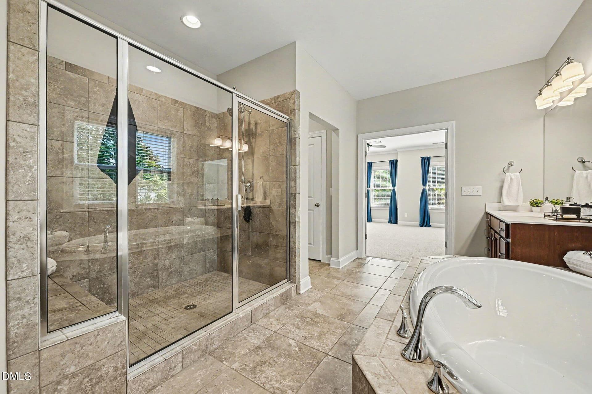 029_file_1911 - 724 Peninsula Forest Place, Cary, NC 27519