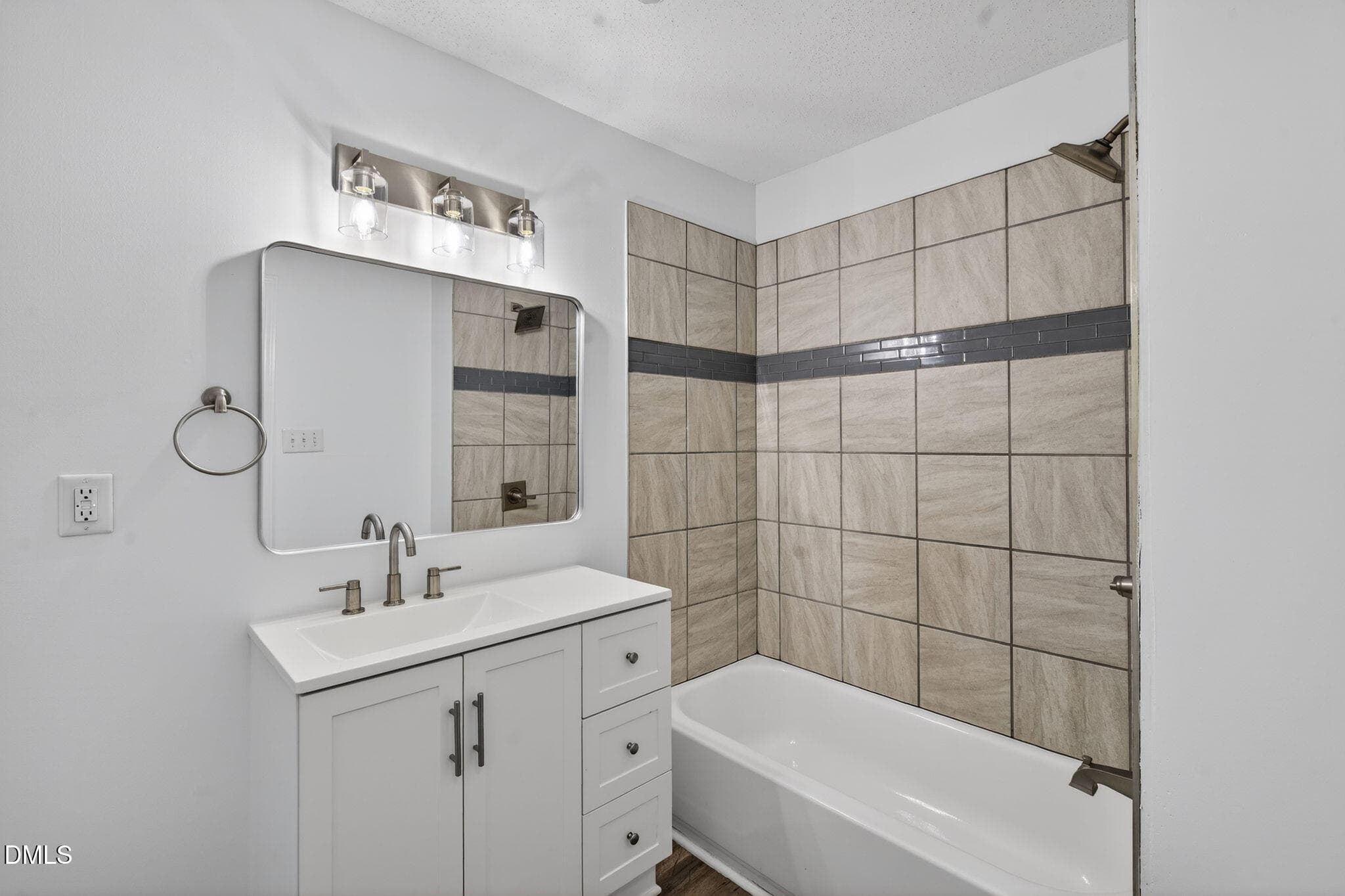 DSC08599 - 904 Seabrook Road, Raleigh, NC 27610, Raleigh