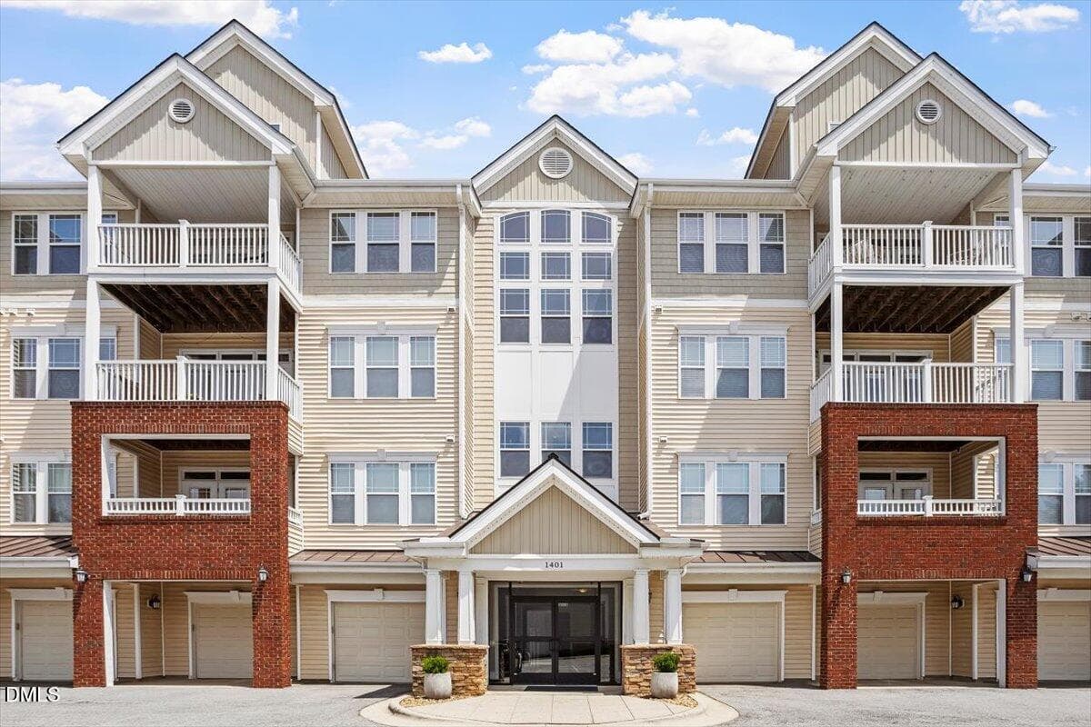 Image 02 - 1401 Coopershill Drive 206, Raleigh, NC 27604, Raleigh