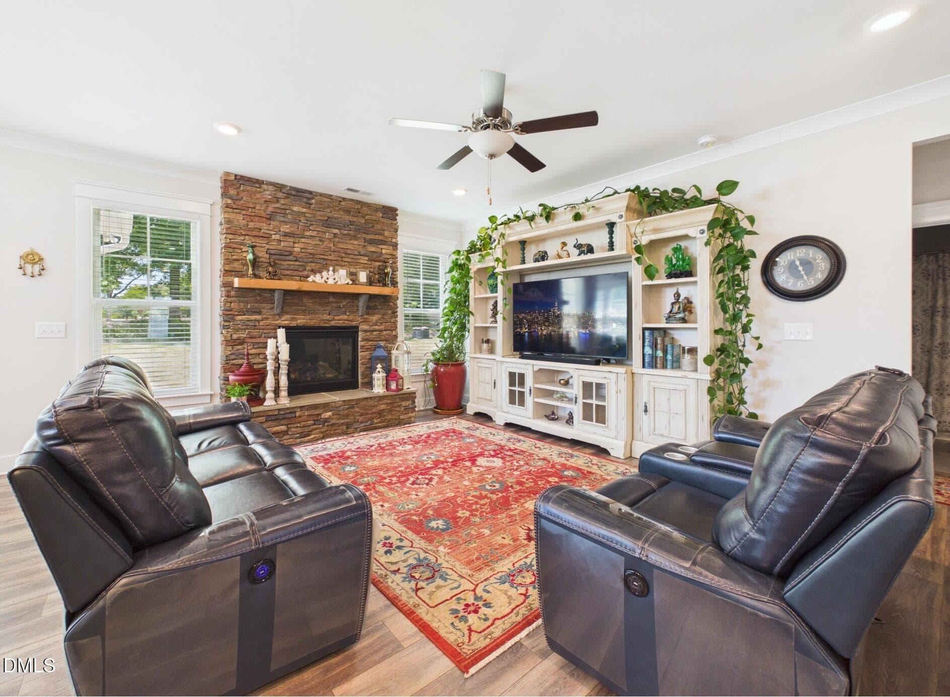 Famiy room - 1096 Capulet Drive, Burlington, NC 27215