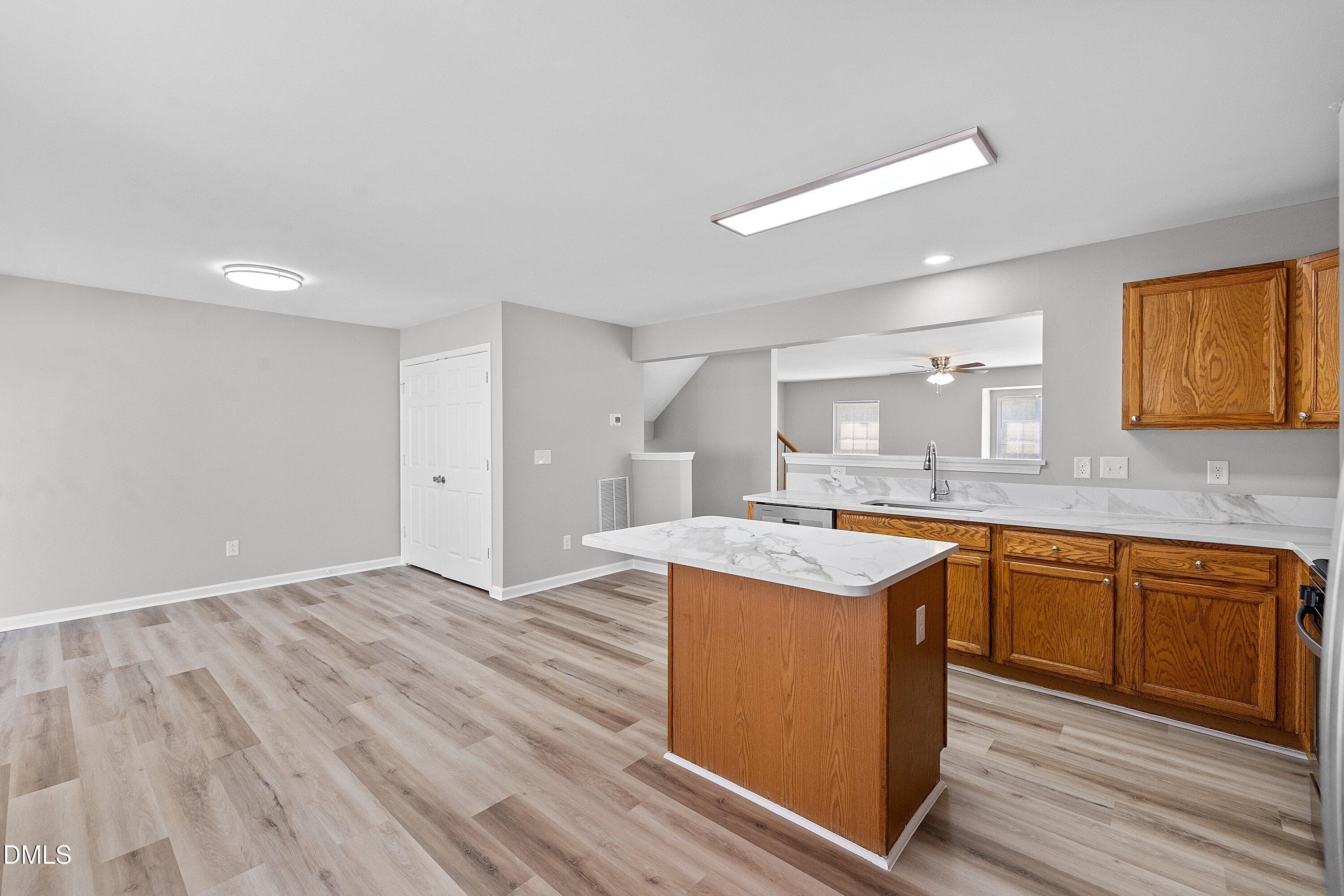 24-5101 Neuse Commons Lane_4923 - 5101 Neuse Commons Lane, Raleigh, NC 27616, Raleigh