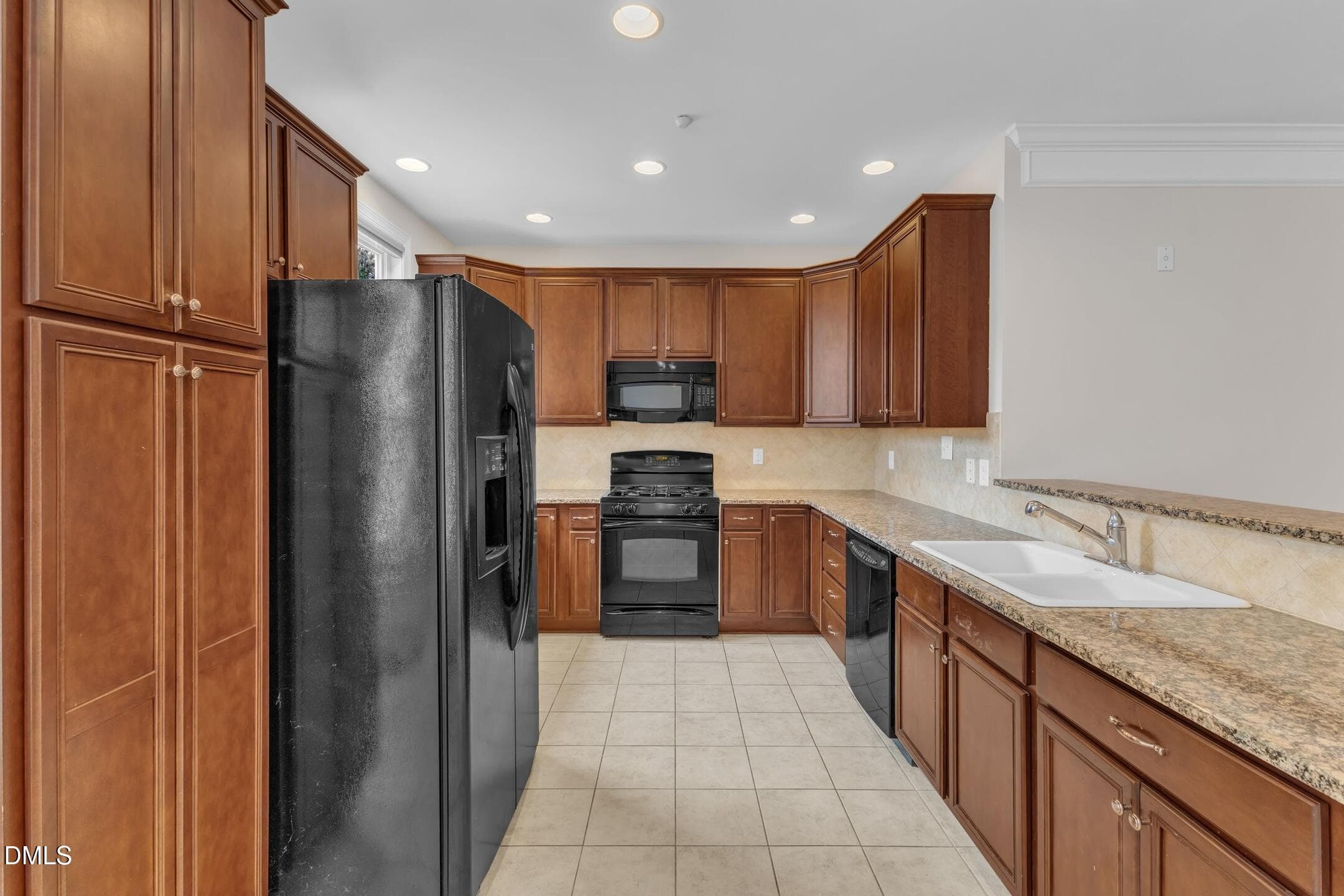 download - 2025-11-11T214636.102 - 9211 Calabria Drive 104, Raleigh, NC 27617, Raleigh