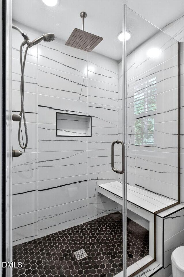 029-1280x960-bathroom - 6101 Westglen Drive, Raleigh, NC 27612, Raleigh