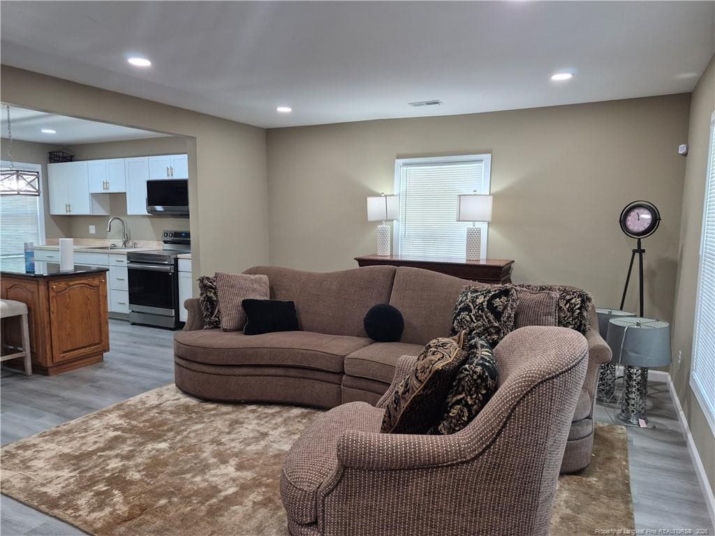Photo 8 - 103 Robeson Street, Lumberton, NC 28358