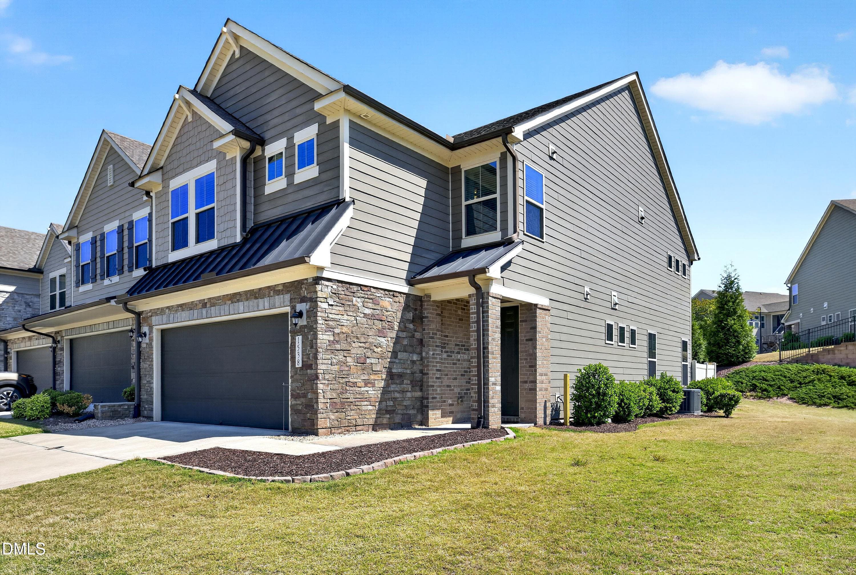 Sideyard - 1538 Catch Fly Lane, Durham, NC 27713, Durham