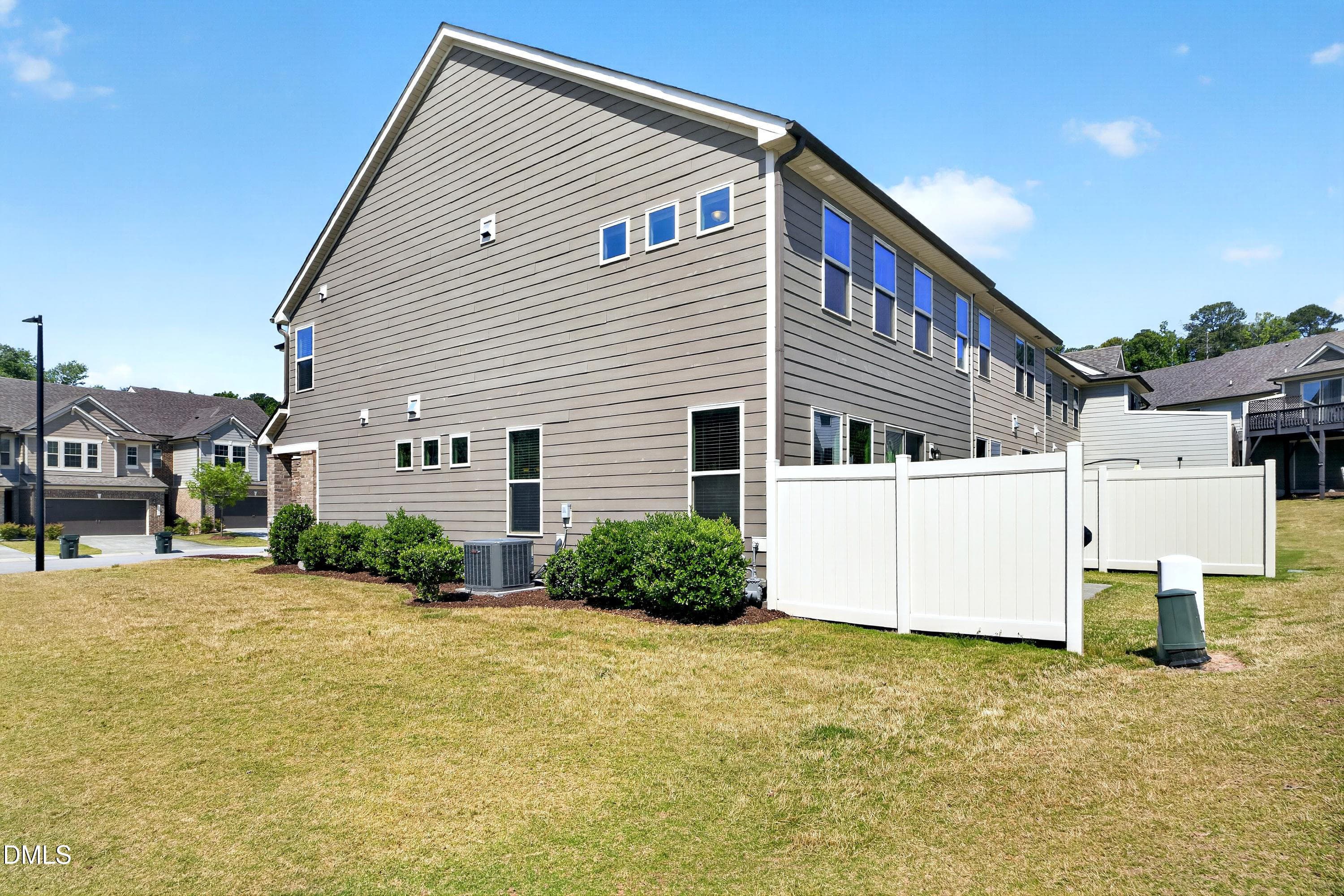 Sideyard - 1538 Catch Fly Lane, Durham, NC 27713, Durham
