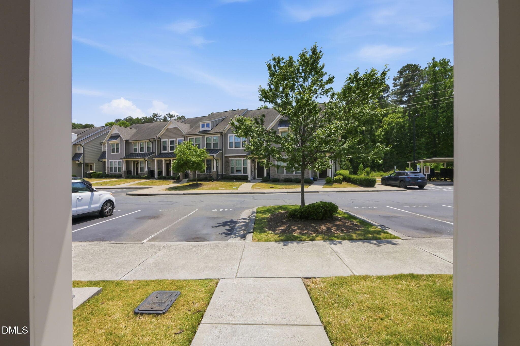 41-web-or-mls-P1128515 - 1117 Metropolitan Drive, Durham, NC 27713, Durham