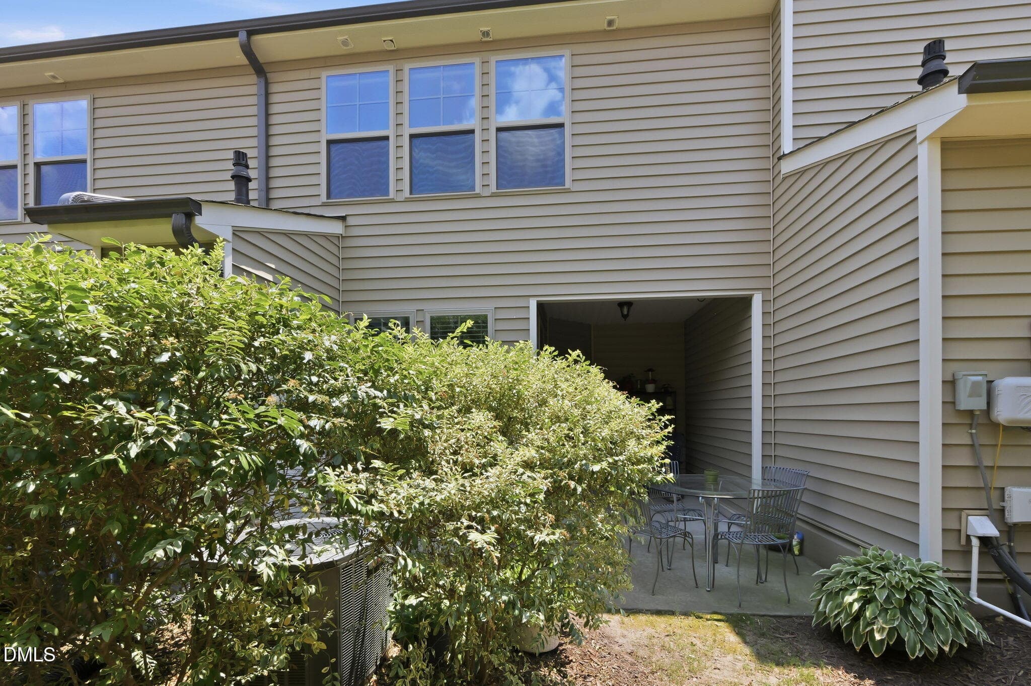 52-web-or-mls-P1128526 - 1117 Metropolitan Drive, Durham, NC 27713, Durham