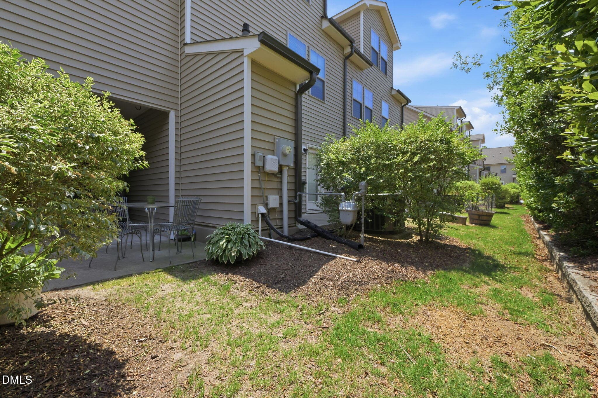 53-web-or-mls-P1128527 - 1117 Metropolitan Drive, Durham, NC 27713, Durham