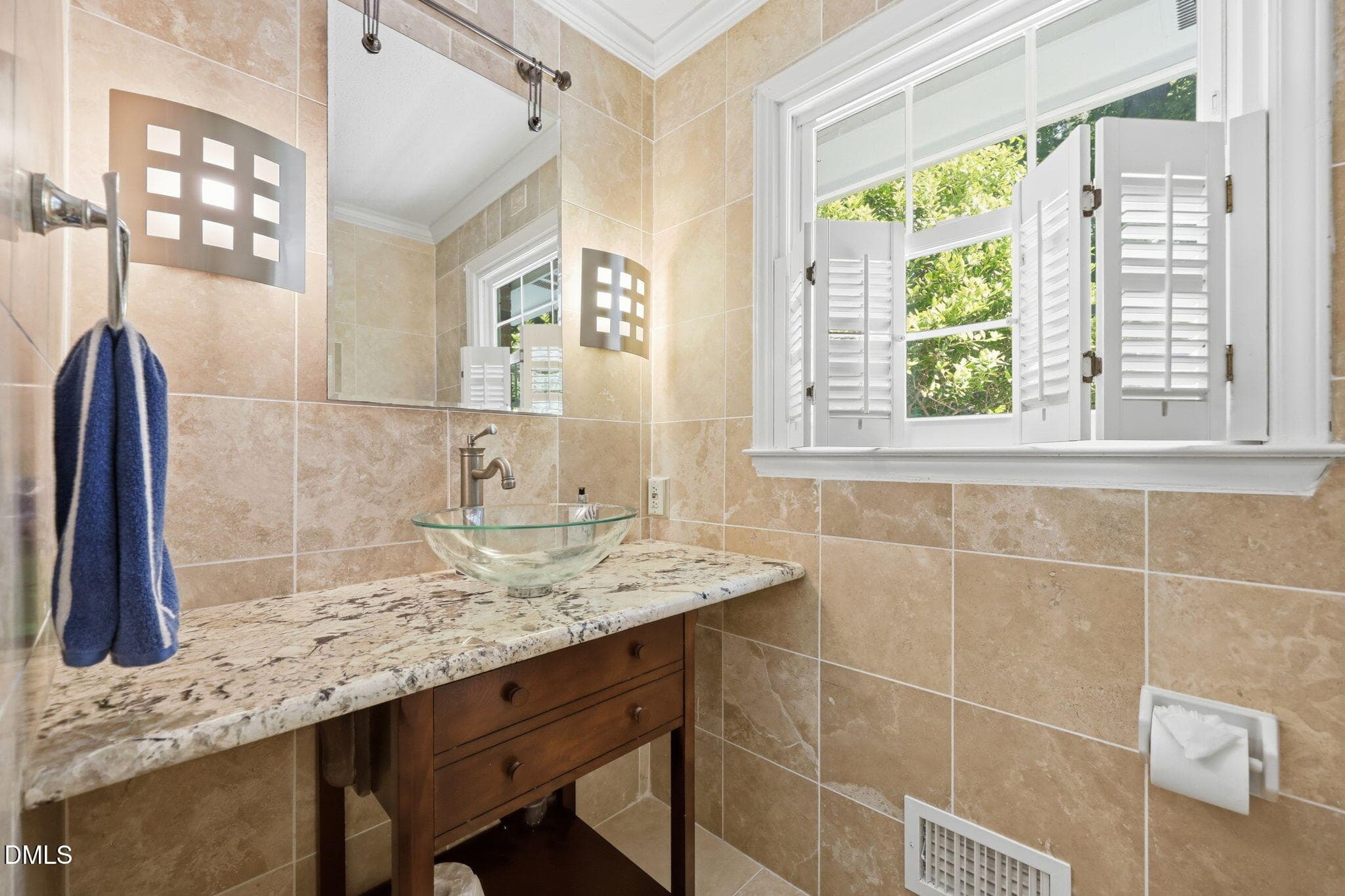 40-web-or-mls-HALF-BATH_4116 - 100 Moray Court, Cary, NC 27511, Cary