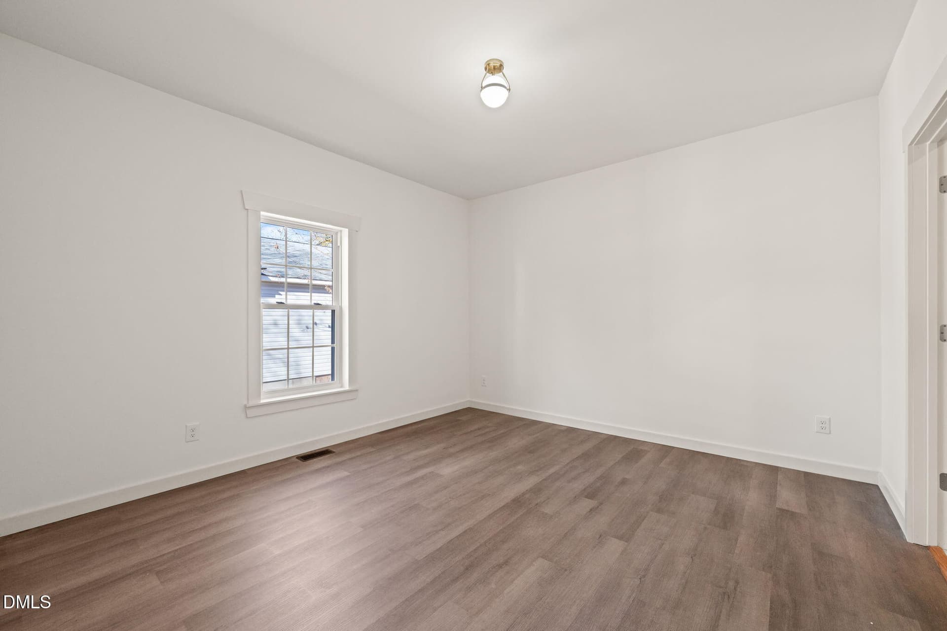 18-web-or-mls-untitled-8 - 207 W Holt Street, Burlington, NC 27217