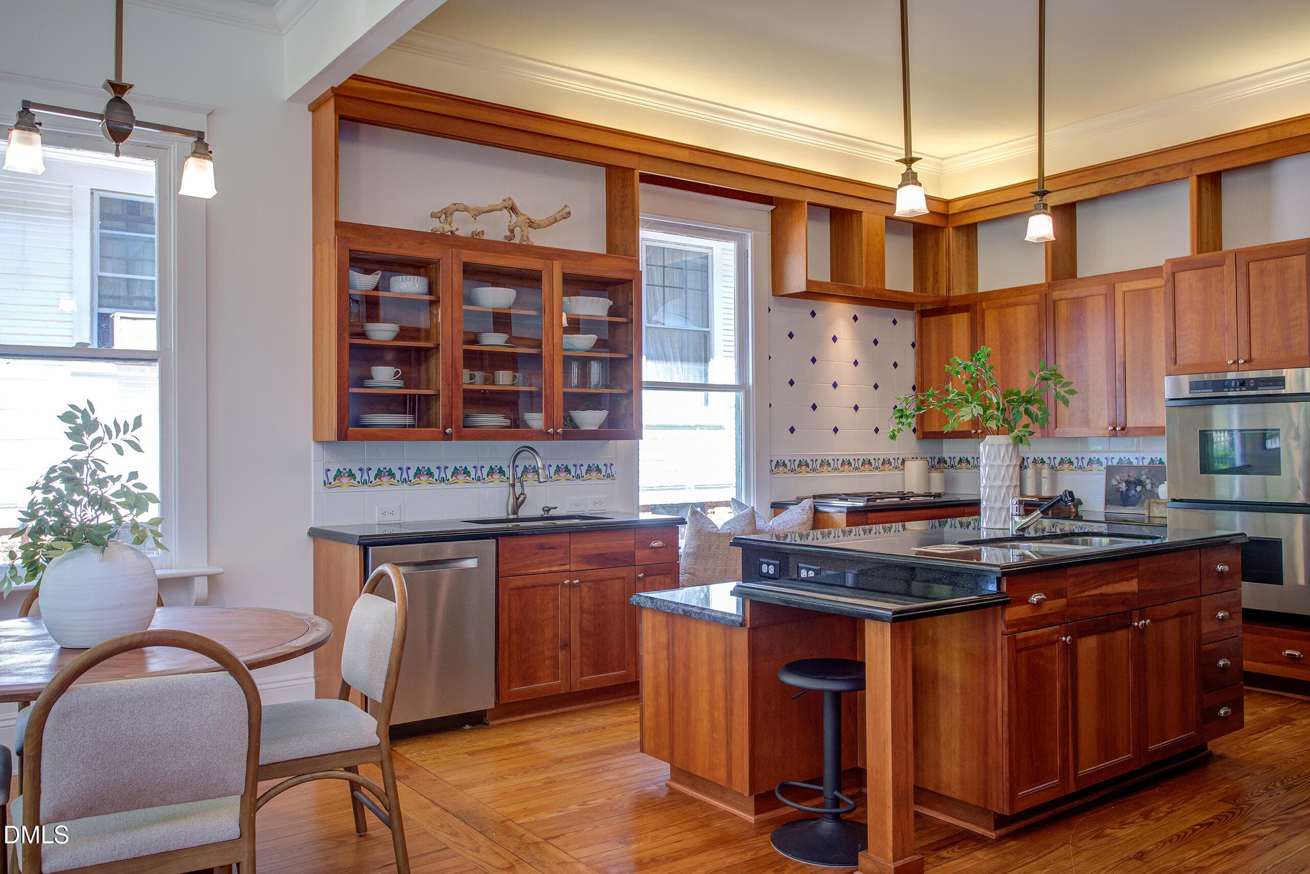 8L4A0138_39_40_web - 127 Forest Road, Raleigh, NC 27605, Raleigh
