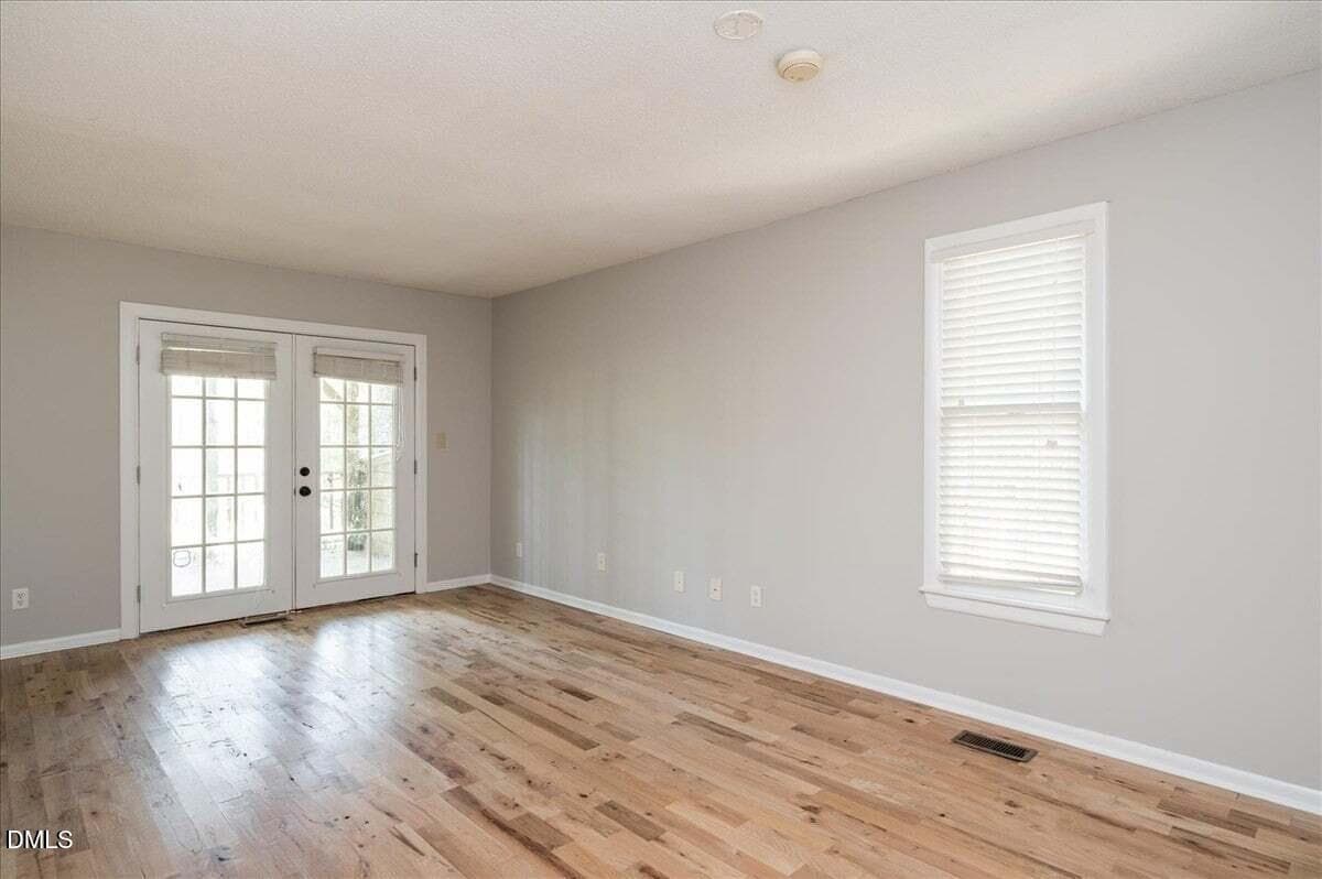 20240909211333310368000000-o - 413 W Oak Avenue, Wake Forest, NC 27587