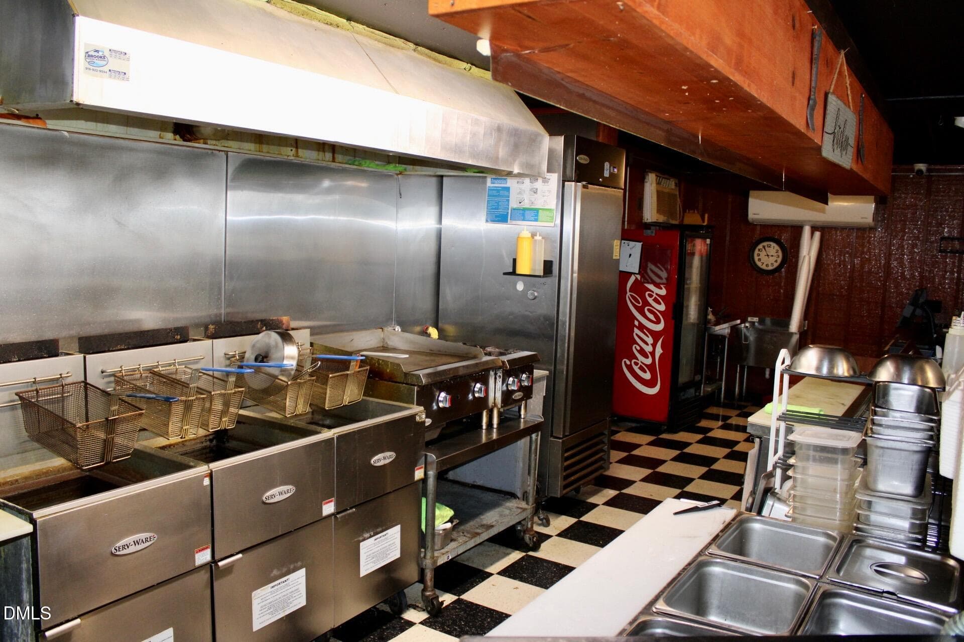 kitchen - 246 N Carolina 581, Goldsboro, NC 27530, Goldsboro