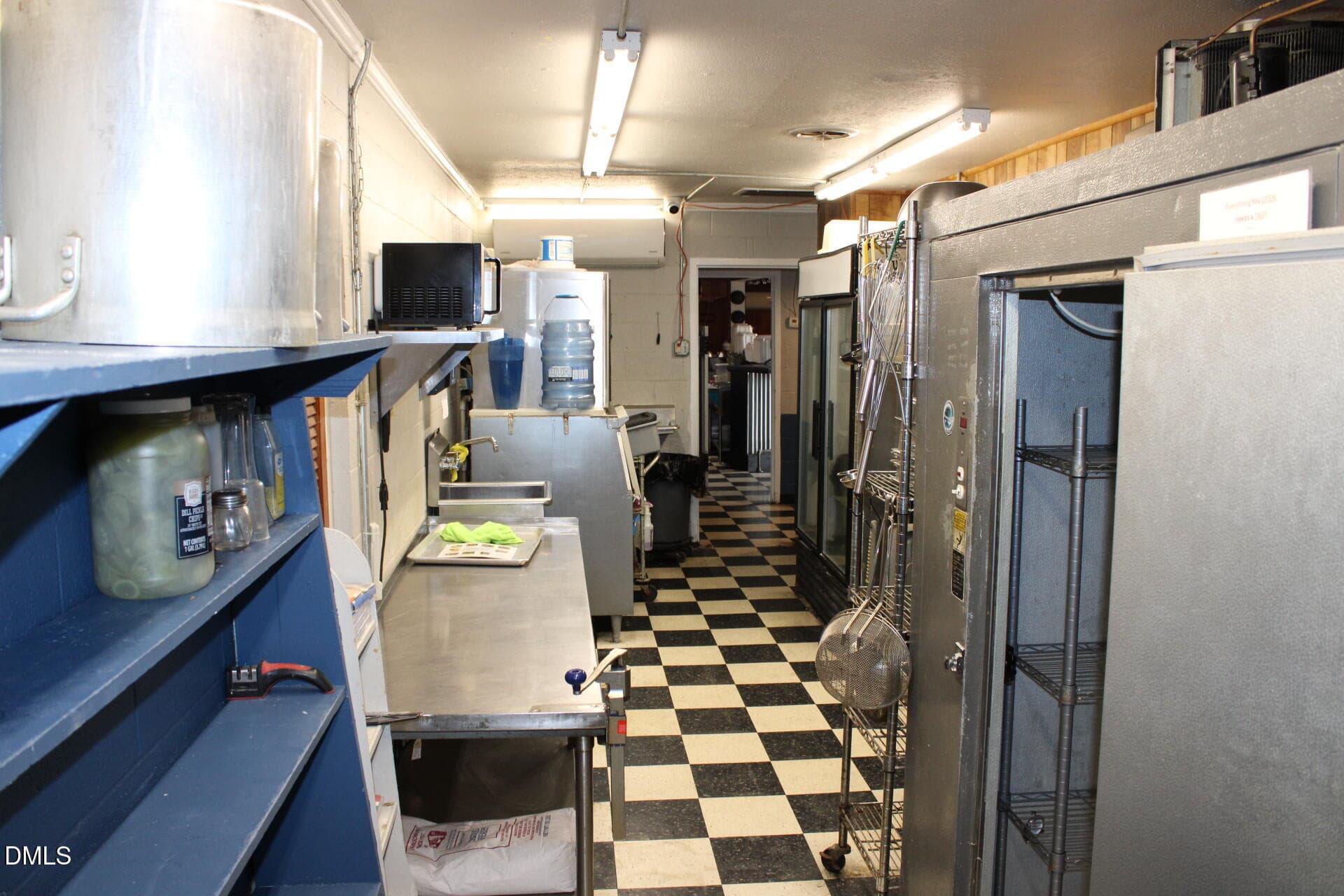 kitchen - 246 N Carolina 581, Goldsboro, NC 27530, Goldsboro