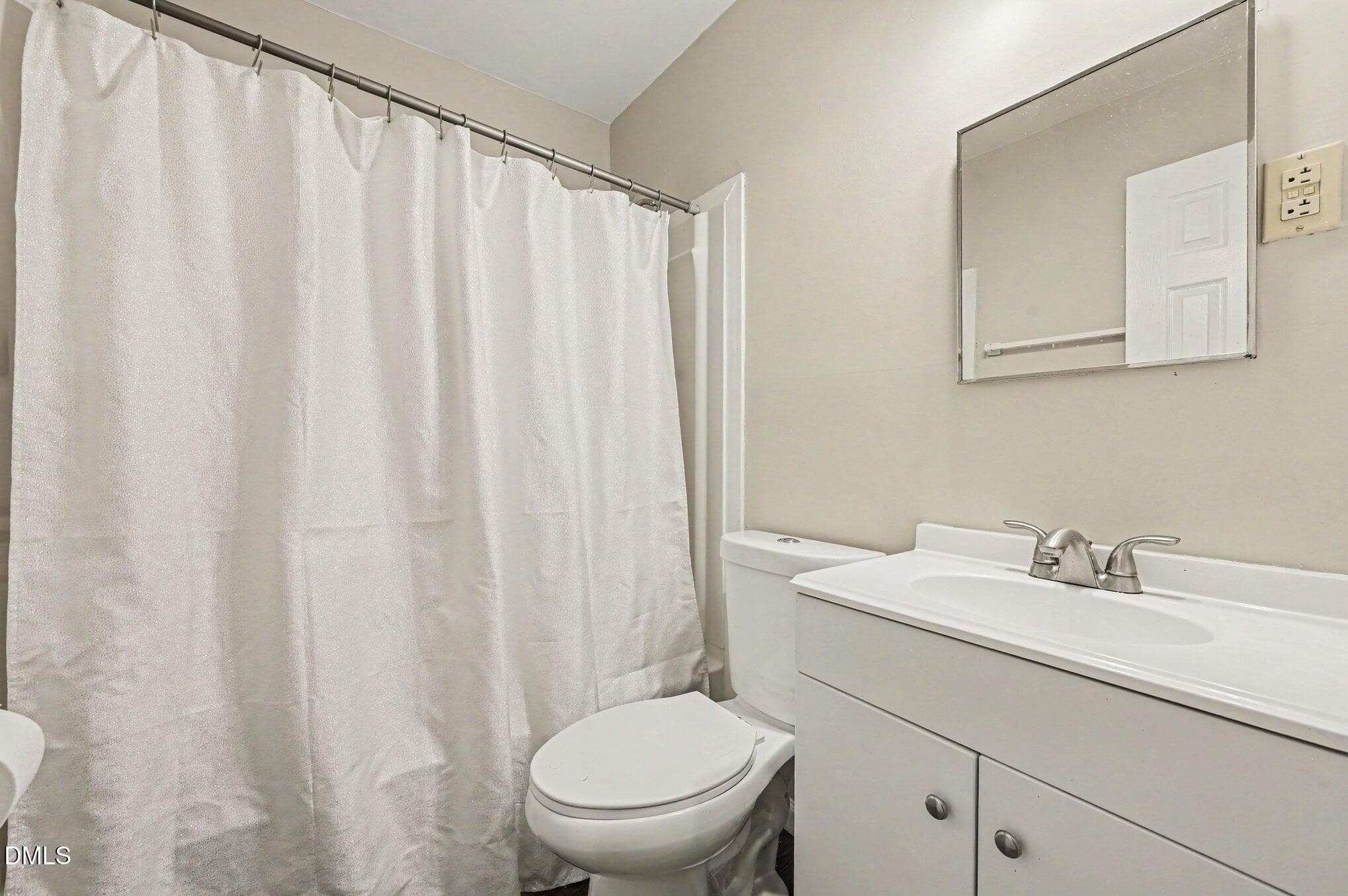 020_file_7158 - 4704 Blue Bird Court #D, Raleigh, NC 27606, Raleigh
