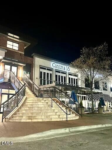 village 5 - 933 St Marys Street, Raleigh, NC 27605, Raleigh