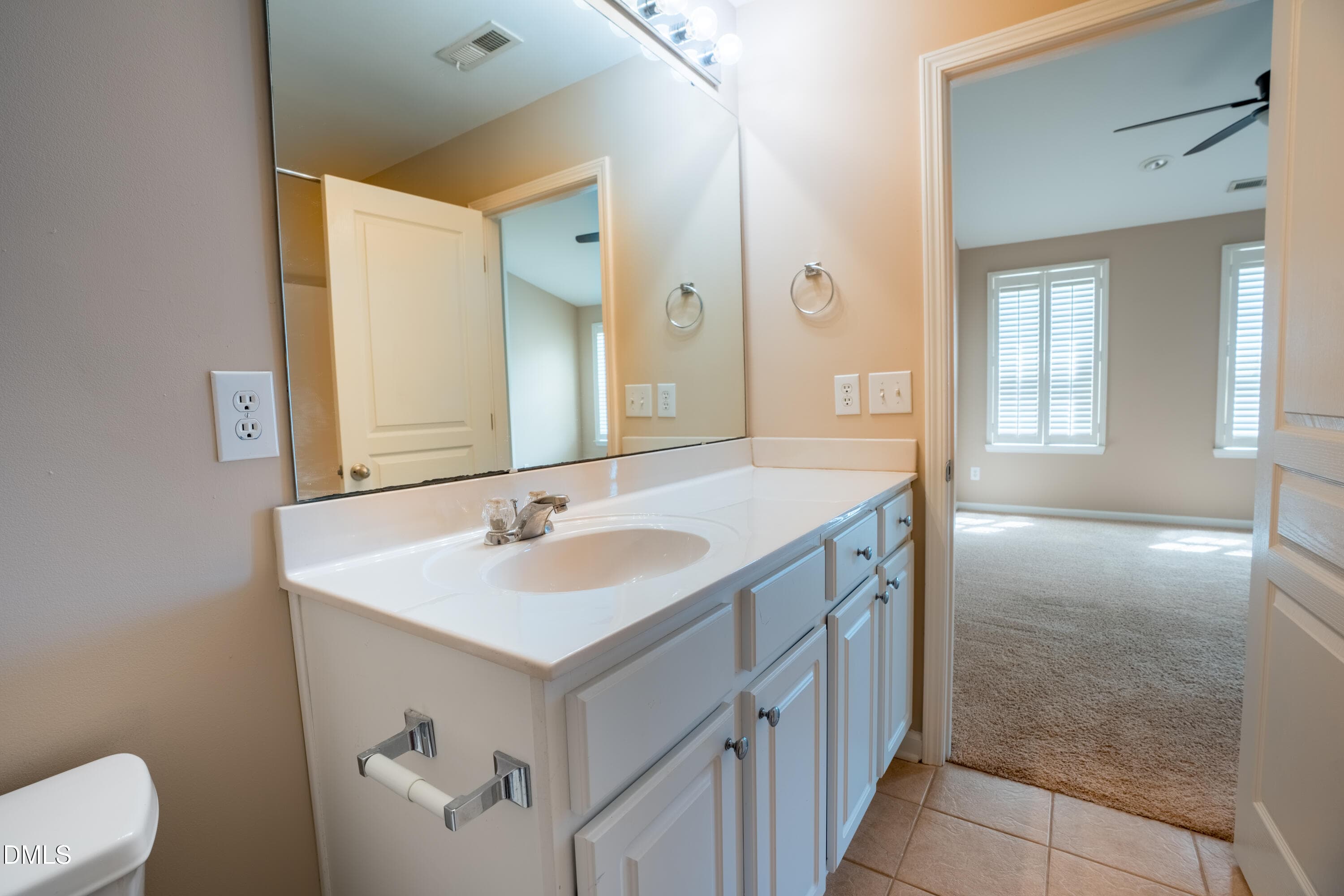 Primary bedroom bath - 4512 Sugarbend Way, Raleigh, NC 27606, Raleigh
