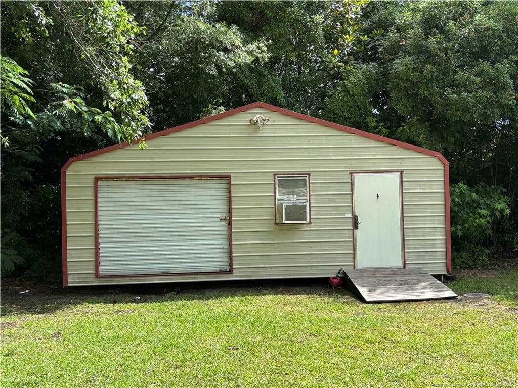 Photo 21 - 2508 N Roberts Avenue N, Lumberton, NC 28358
