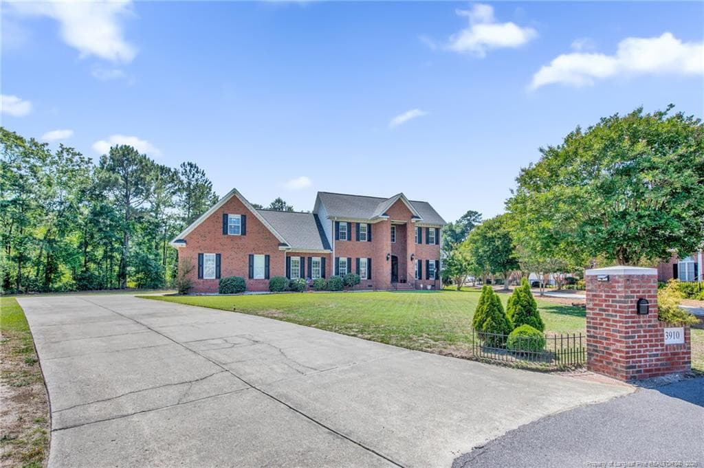 Photo 4 - 3910 W Bent Grass Drive, Fayetteville, NC 28312, Fayetteville