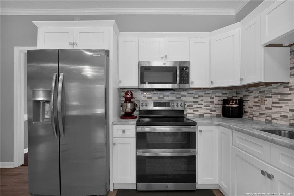 Photo 17 - 3910 W Bent Grass Drive, Fayetteville, NC 28312, Fayetteville