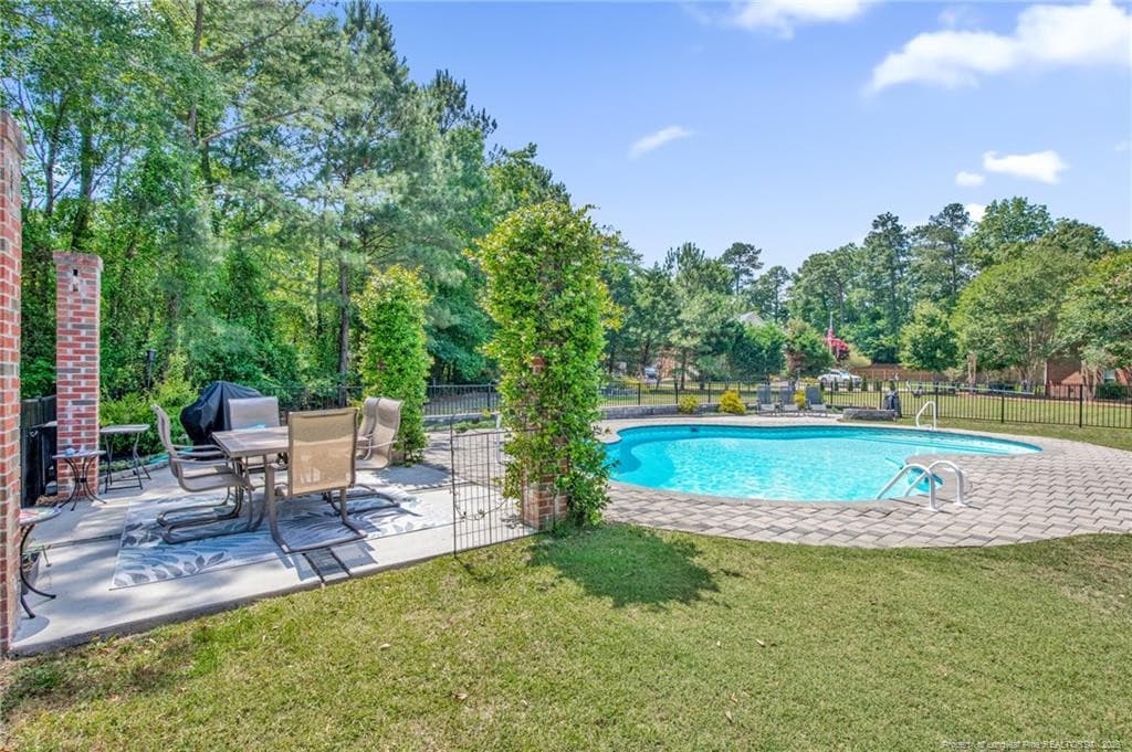Photo 44 - 3910 W Bent Grass Drive, Fayetteville, NC 28312, Fayetteville