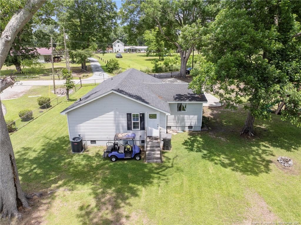 Photo 35 - 400 Anne Street, Bladenboro, NC 28320, Bladenboro