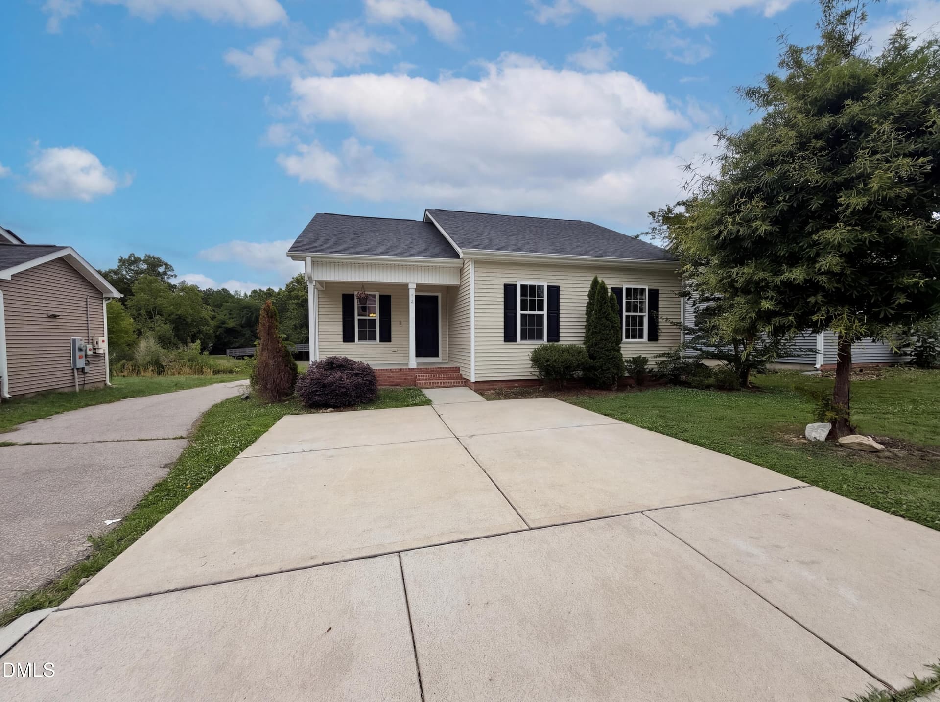 photo_01 - 5532 Neuse View Drive, Raleigh, NC 27610