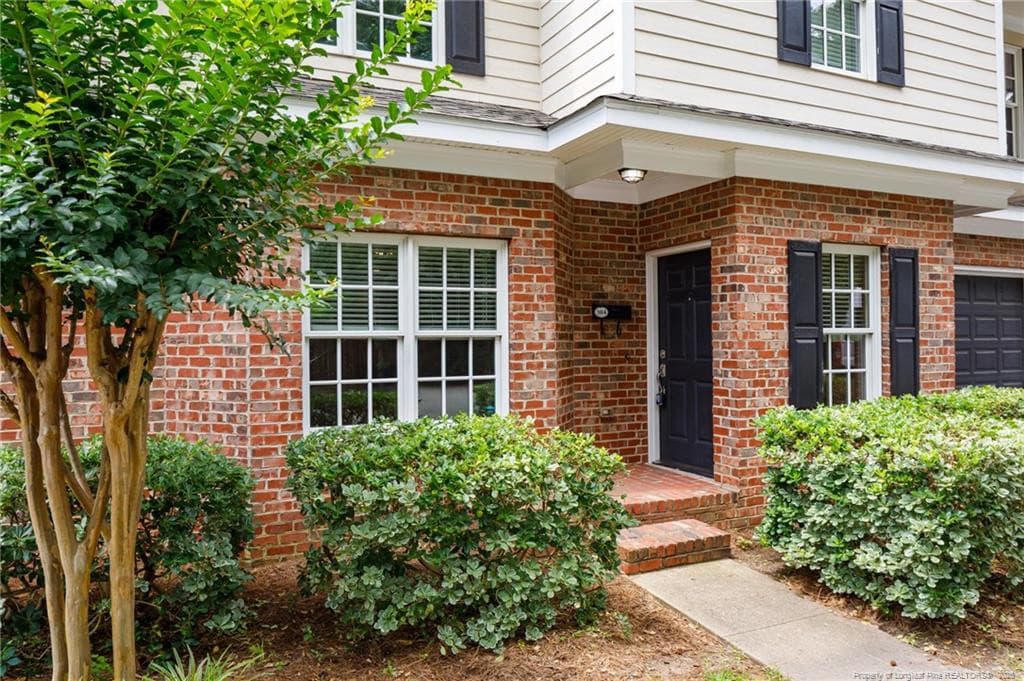 Photo 2 - 320 Glenburney Drive 104, Fayetteville, NC 28303, Fayetteville