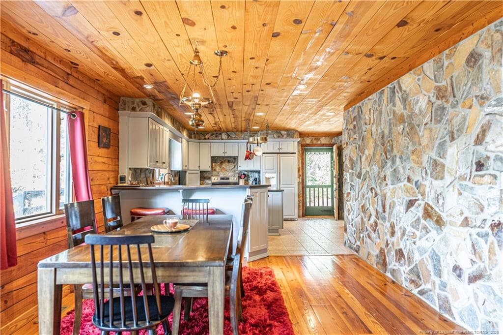 Photo 13 - 105 Lakewood Drive, Aberdeen, NC 28315