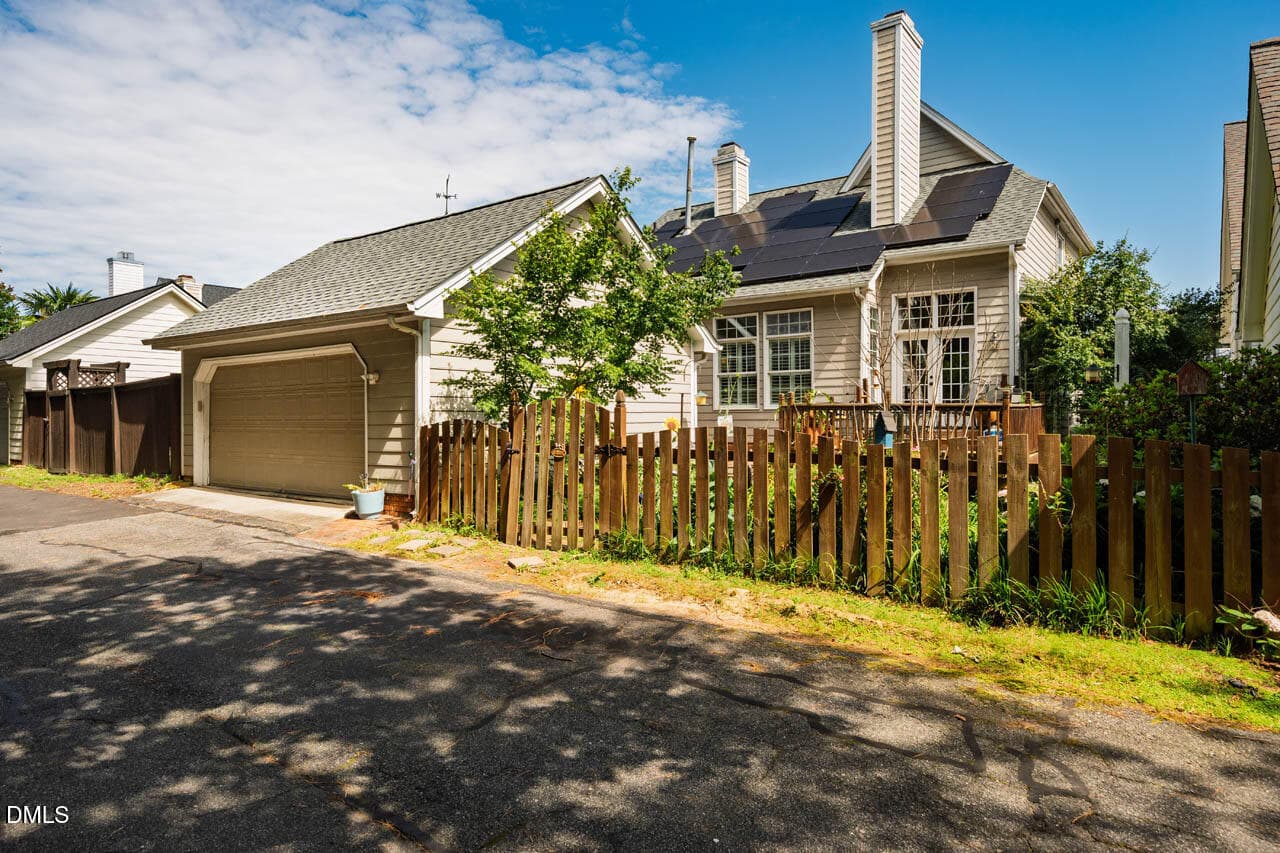 107CumberlandGreenDr-12 - 107 Cumberland Green Drive, Cary, NC 27513, Cary