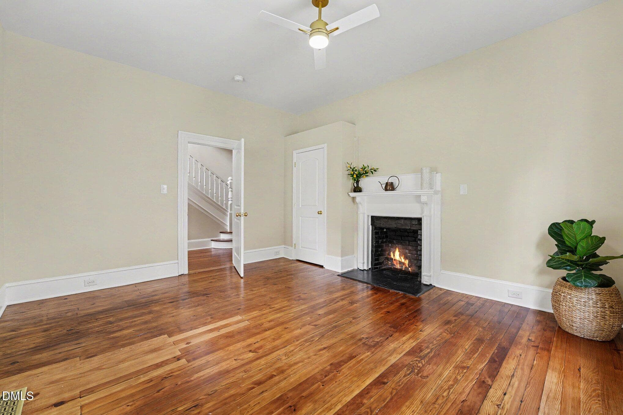 007_file_1246 - 309 W Walnut Street, Goldsboro, NC 27530