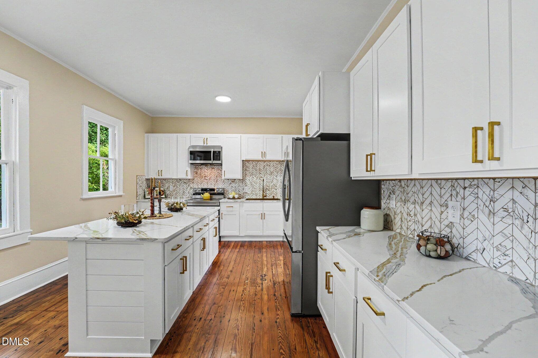 014_file_1972 - 309 W Walnut Street, Goldsboro, NC 27530