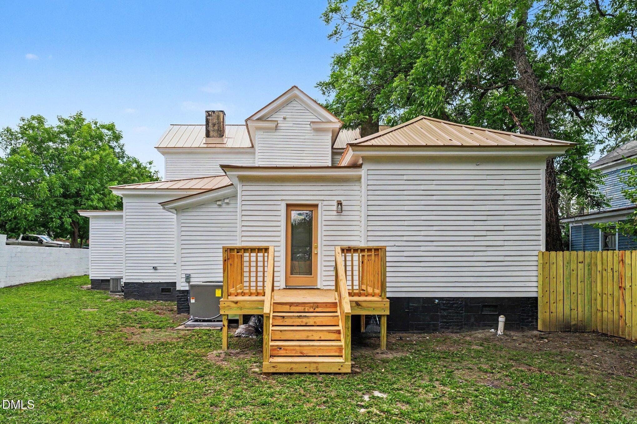 024_file_2188 - 309 W Walnut Street, Goldsboro, NC 27530