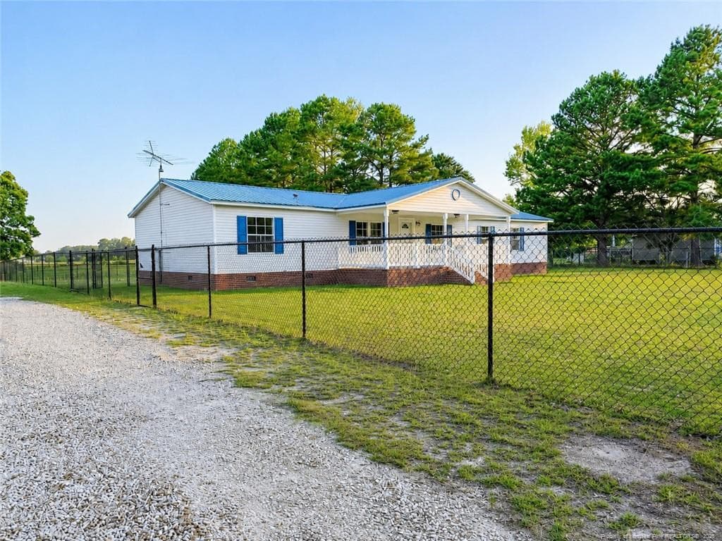 Photo 5 - 3460 Sunnydale Drive, Fayetteville, NC 28312, Fayetteville