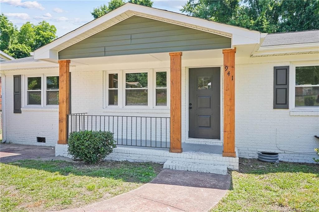 Photo 3 - 941 Louise Circle, Fayetteville, NC 28314, Fayetteville