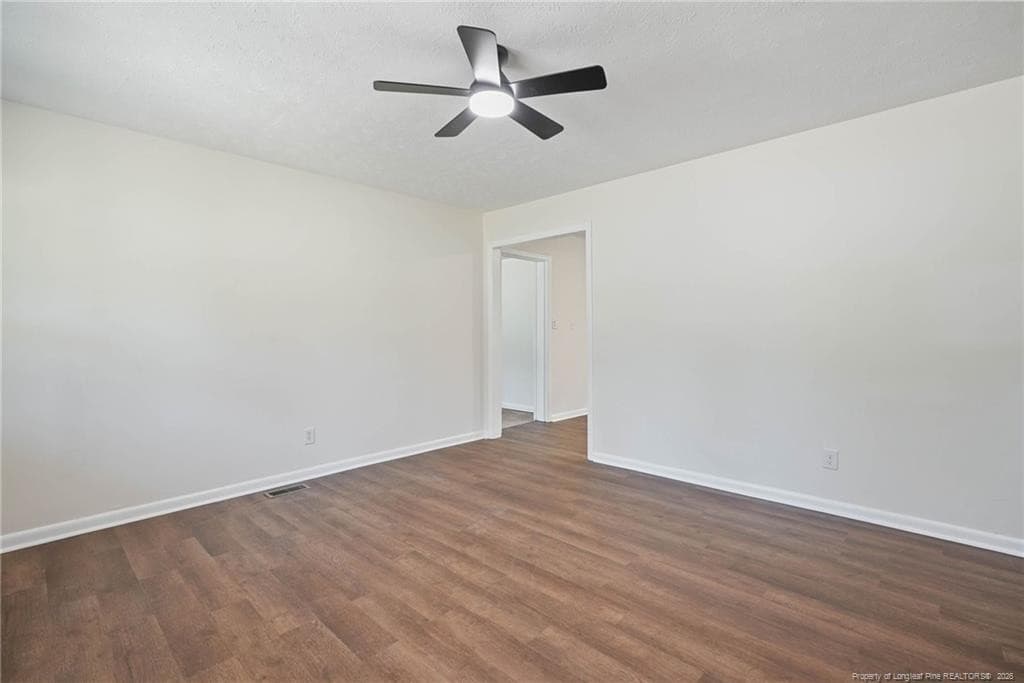 Photo 4 - 941 Louise Circle, Fayetteville, NC 28314, Fayetteville